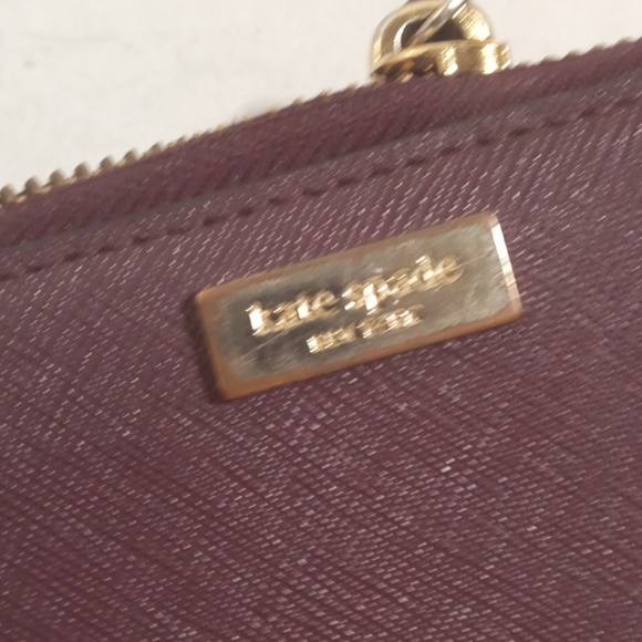 Kate Spade Zip Around Wallet Burgundy Leather Gold Hardware - Picture 2 of 7